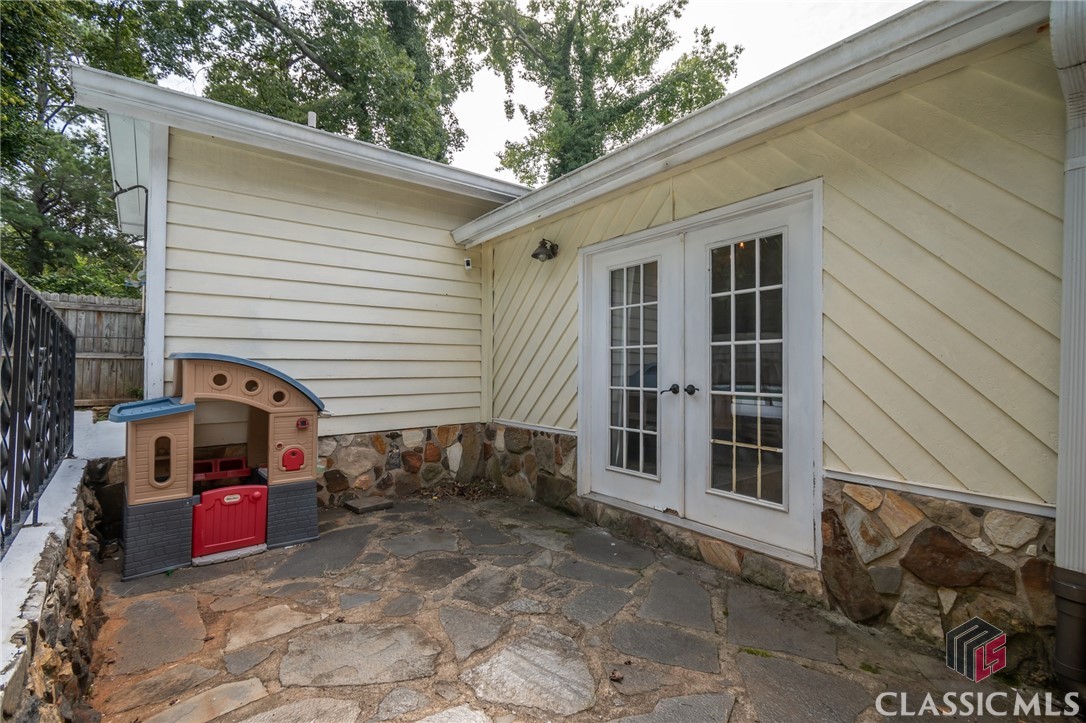165 Fairlane Drive