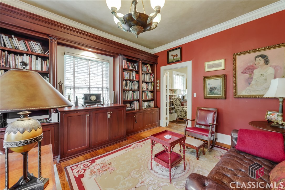 638 Milledge Circle