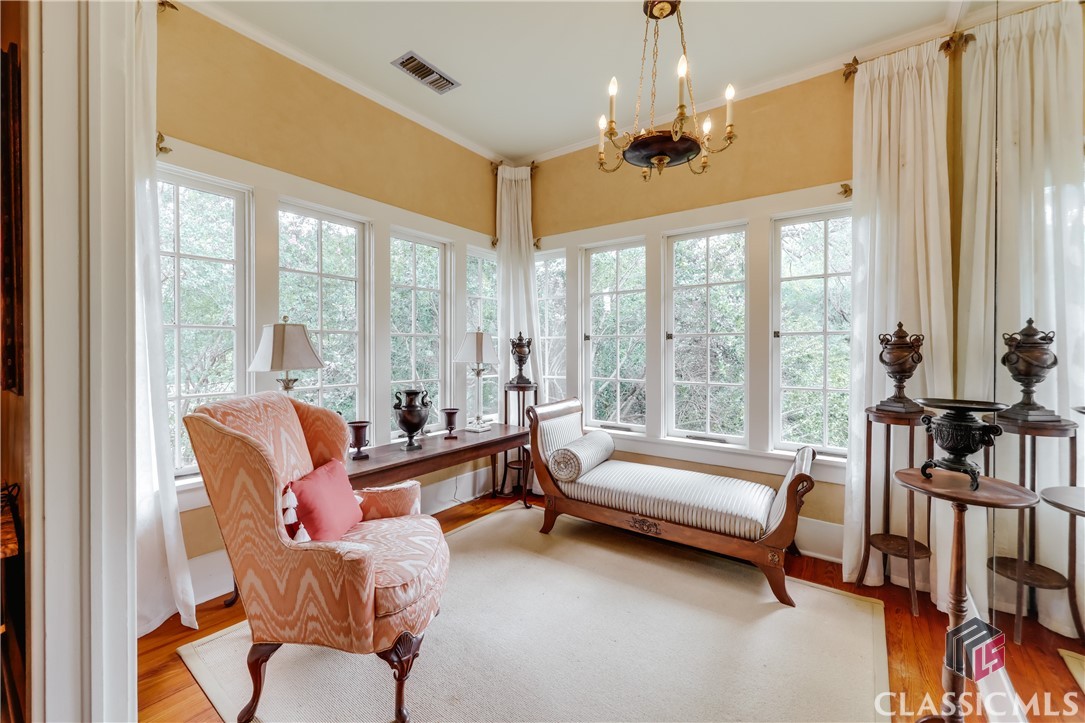 638 Milledge Circle