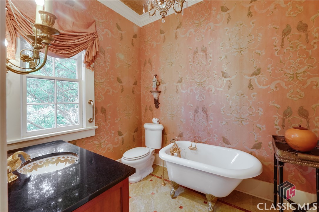 638 Milledge Circle