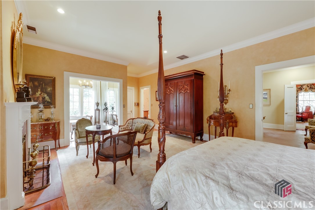 638 Milledge Circle
