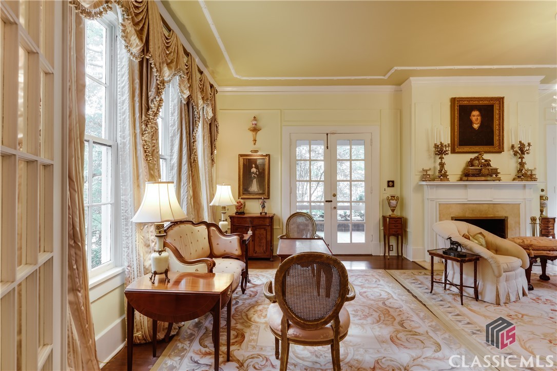 638 Milledge Circle