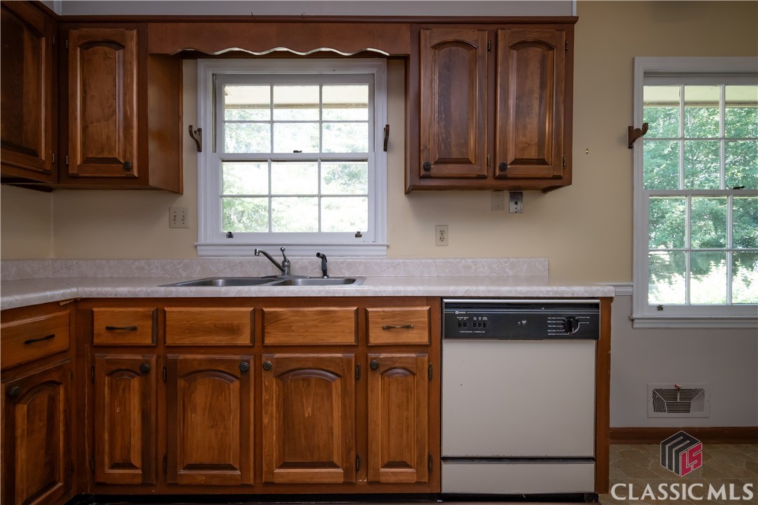 115 Broomsedge Trail