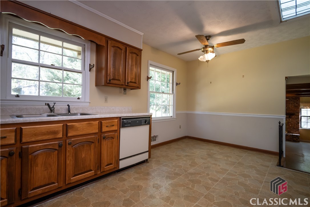 115 Broomsedge Trail