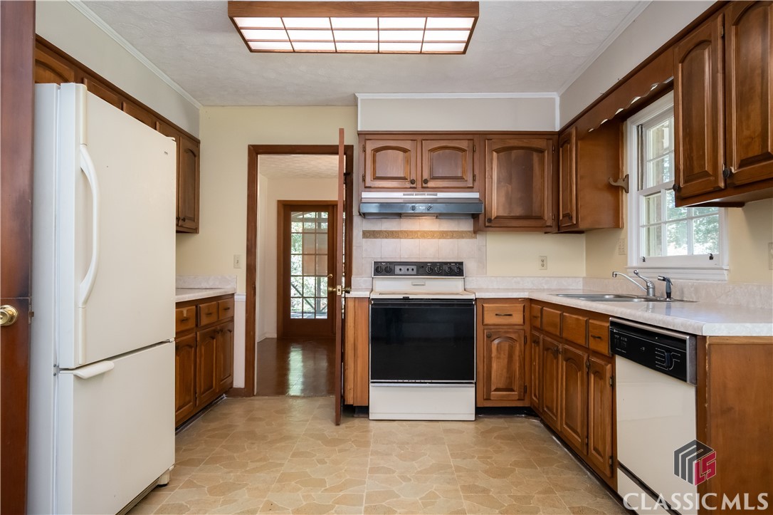 115 Broomsedge Trail