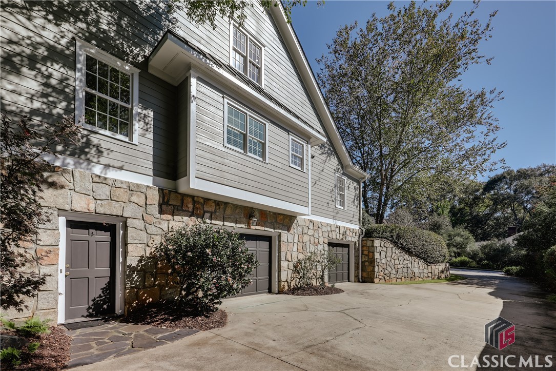 119 Princeton Mill Road