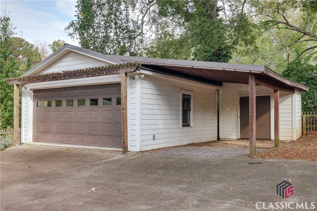 278 Lyndon Avenue