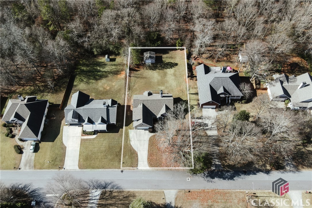 360 Lakeland Drive