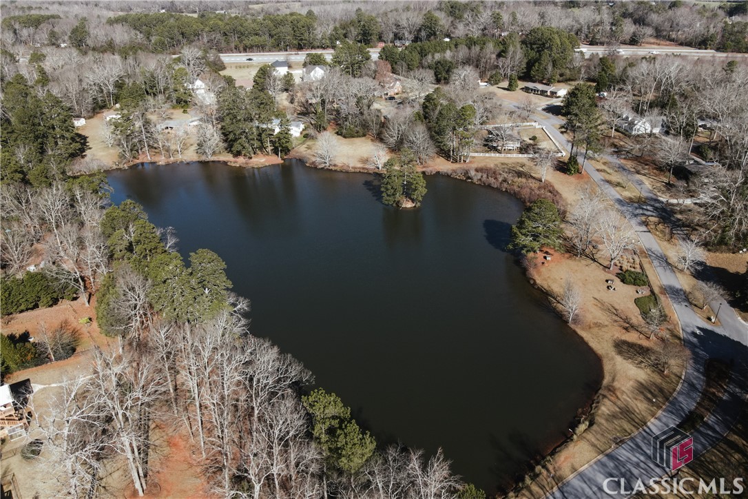 360 Lakeland Drive