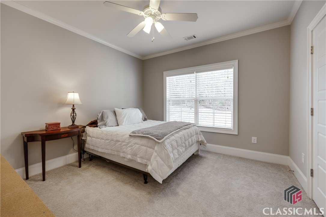 360 Lakeland Drive
