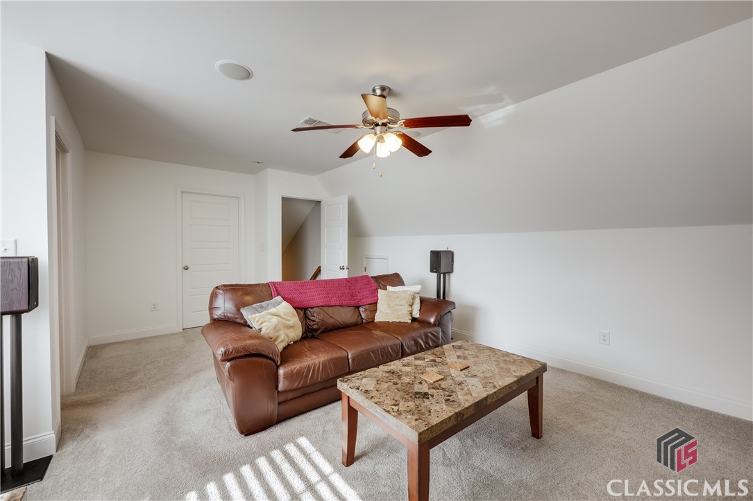 360 Lakeland Drive