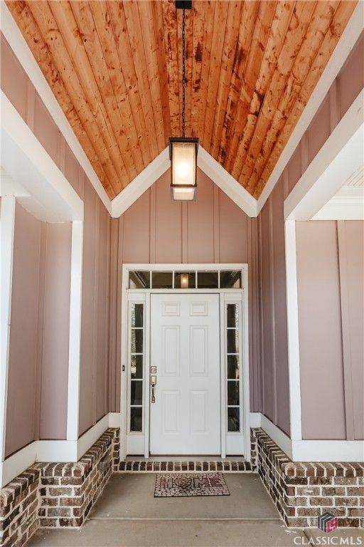 360 Lakeland Drive