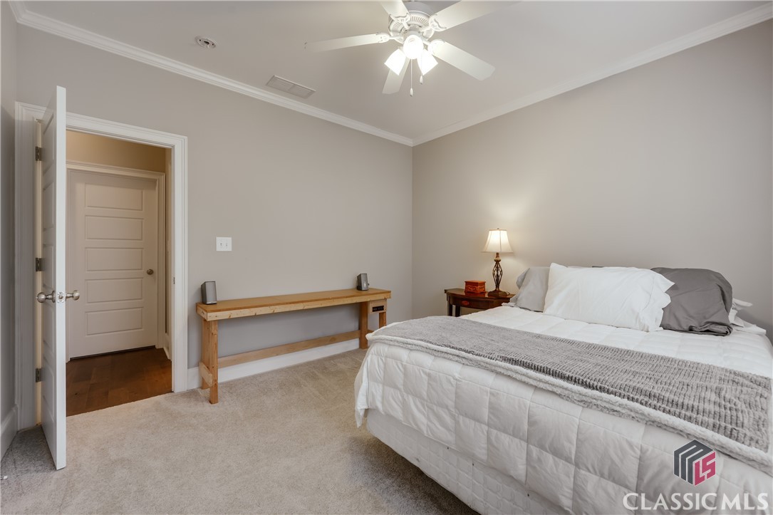 360 Lakeland Drive