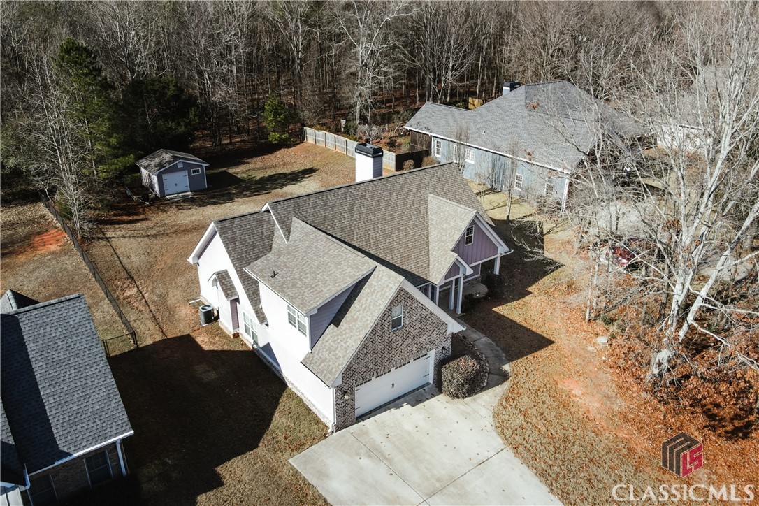 360 Lakeland Drive