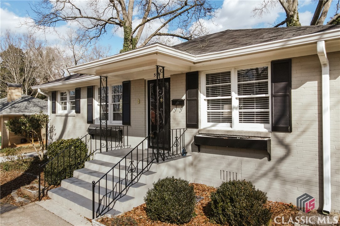 559 Castalia Avenue
