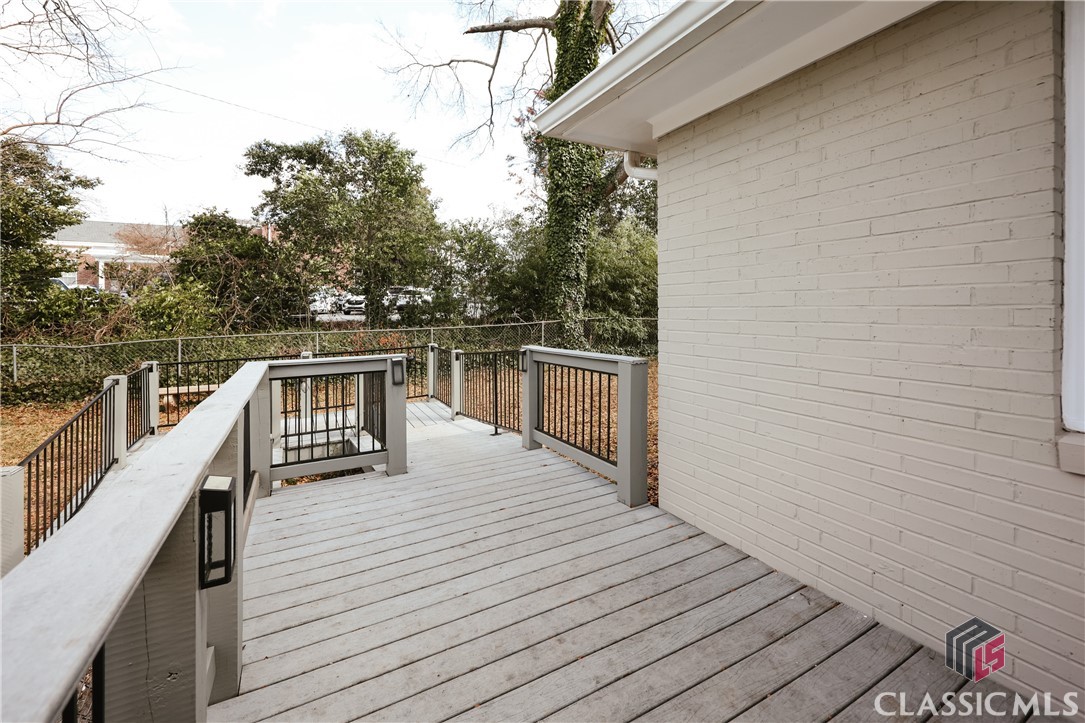 559 Castalia Avenue