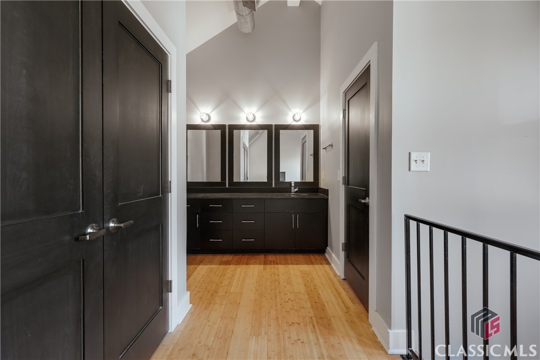 425 Cleveland Avenue