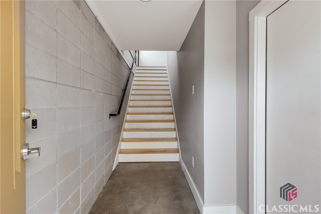 425 Cleveland Avenue