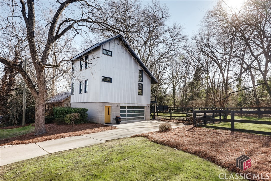 425 Cleveland Avenue