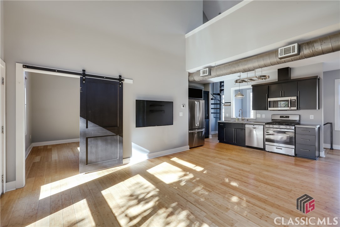 425 Cleveland Avenue