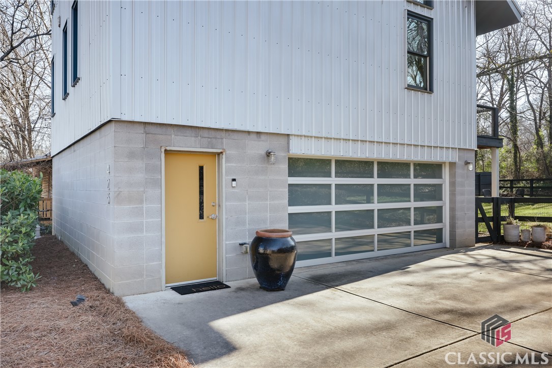 425 Cleveland Avenue