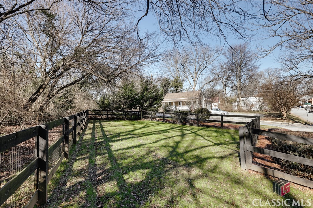 425 Cleveland Avenue