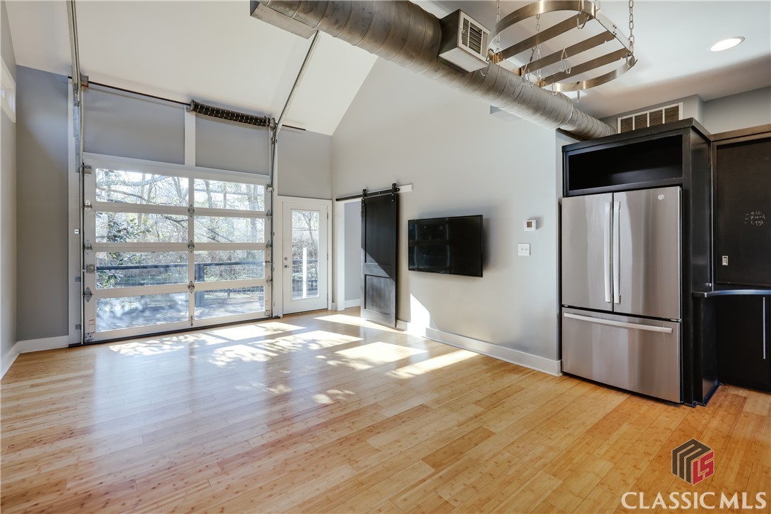 425 Cleveland Avenue