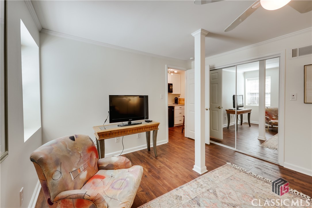 275 Woodward