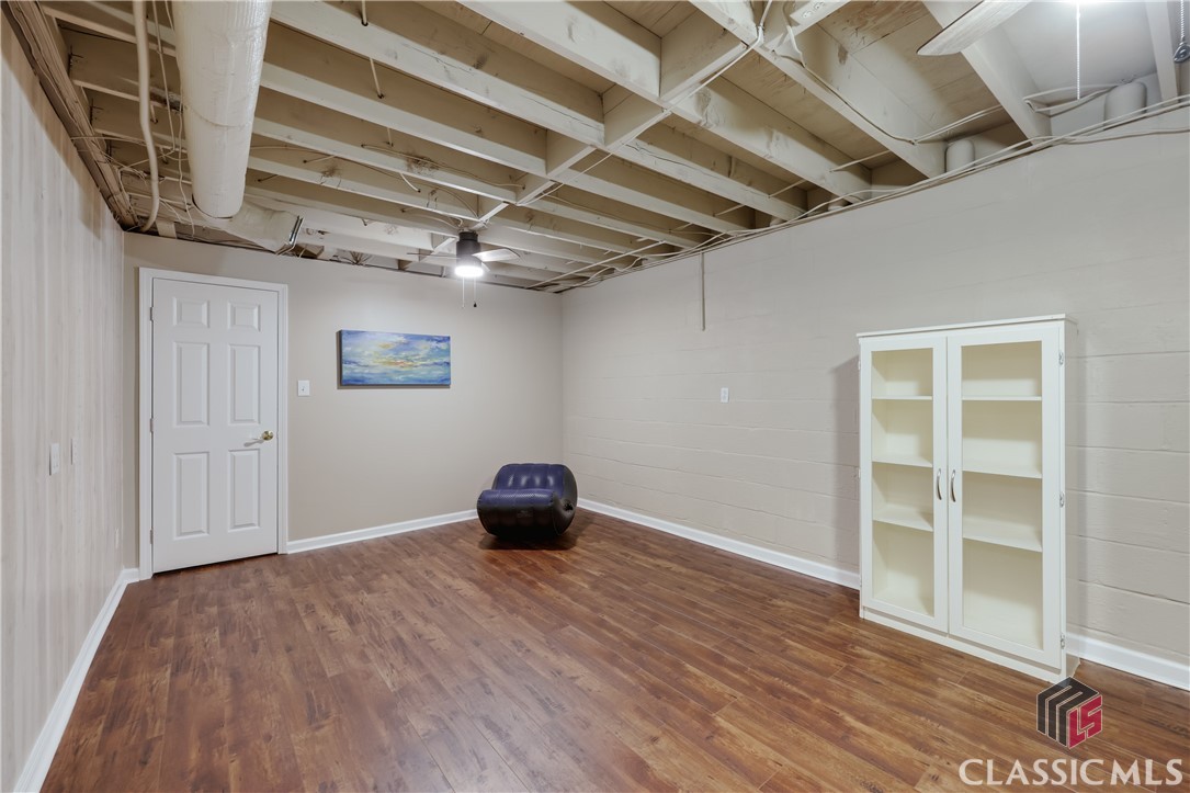 275 Woodward