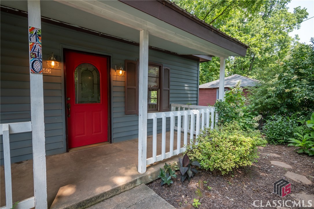 140 Lakeview Street