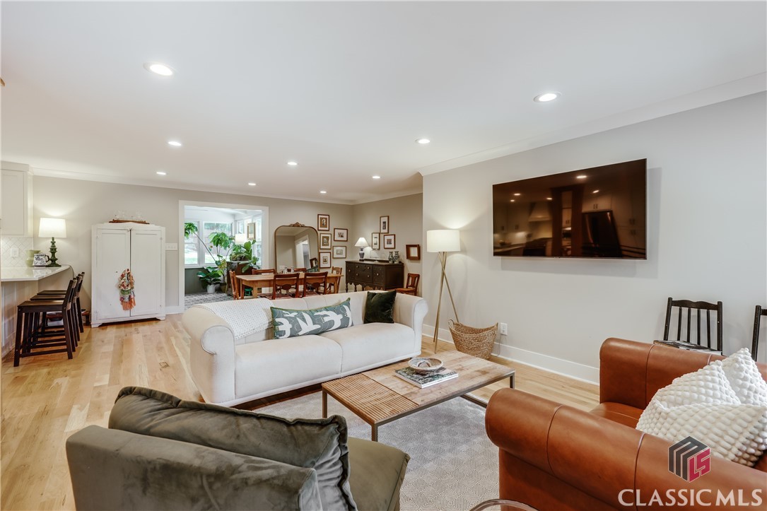 499 West Lake Drive