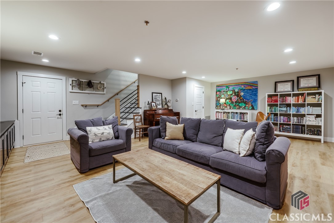 499 West Lake Drive