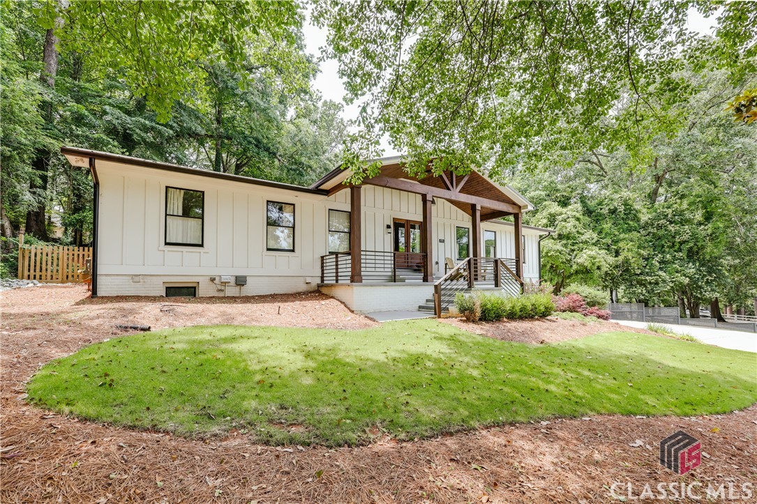 499 West Lake Drive