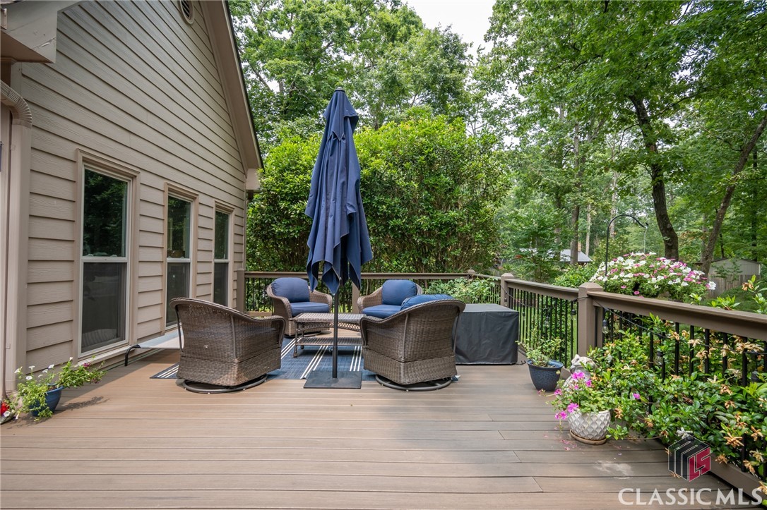 115 Holcomb Court