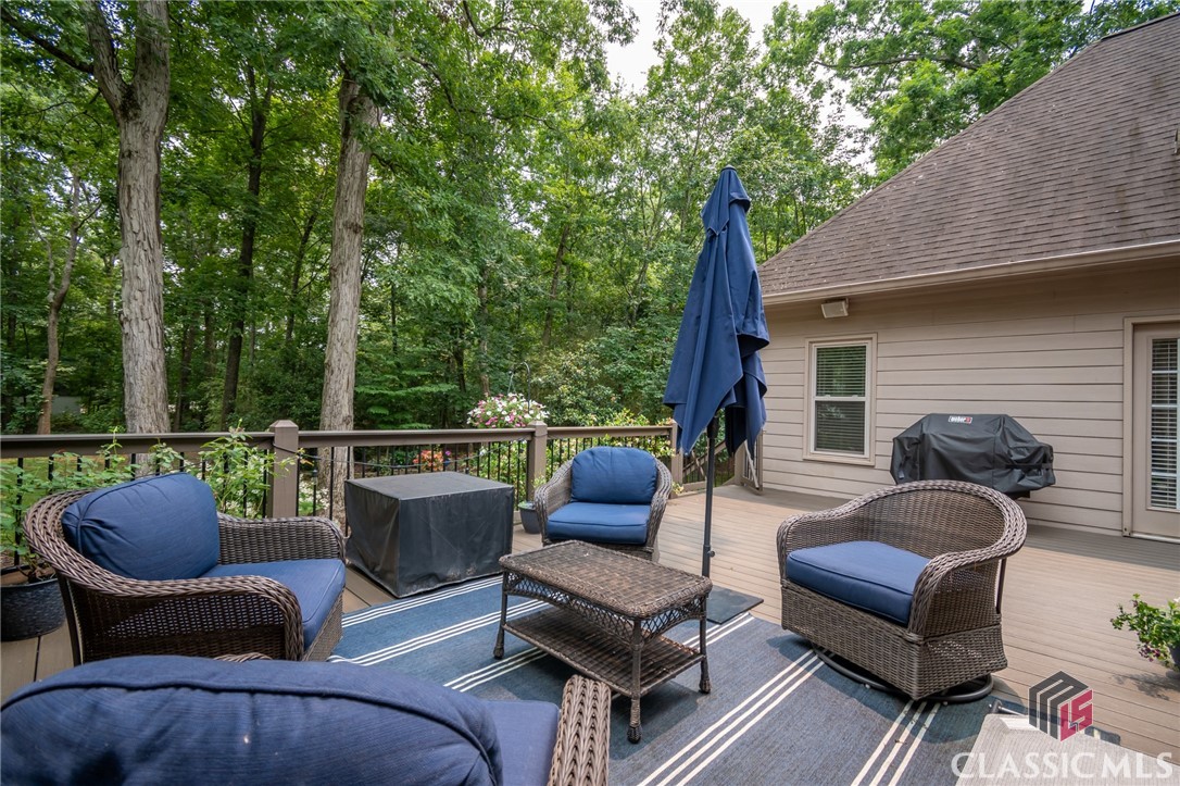 115 Holcomb Court