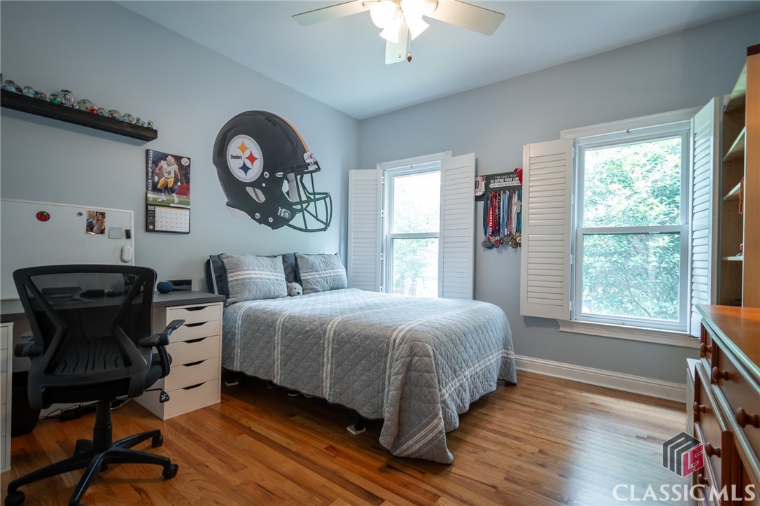 115 Holcomb Court