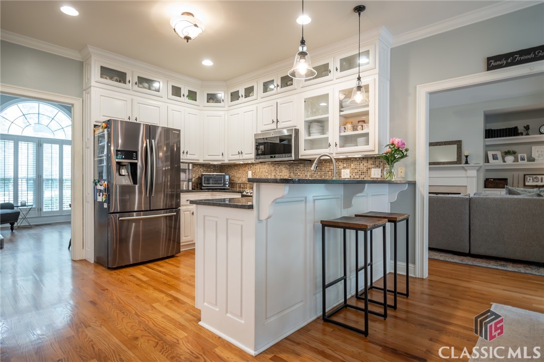 115 Holcomb Court