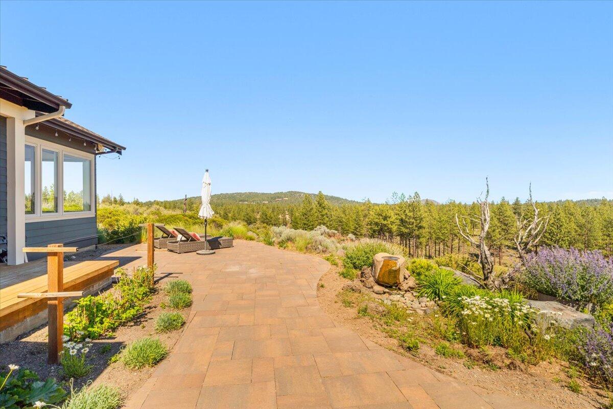 19035 Ridgeline Court