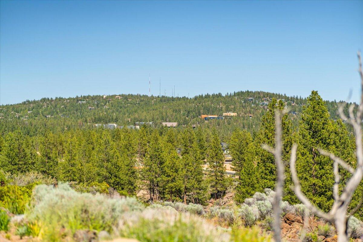 19035 Ridgeline Court