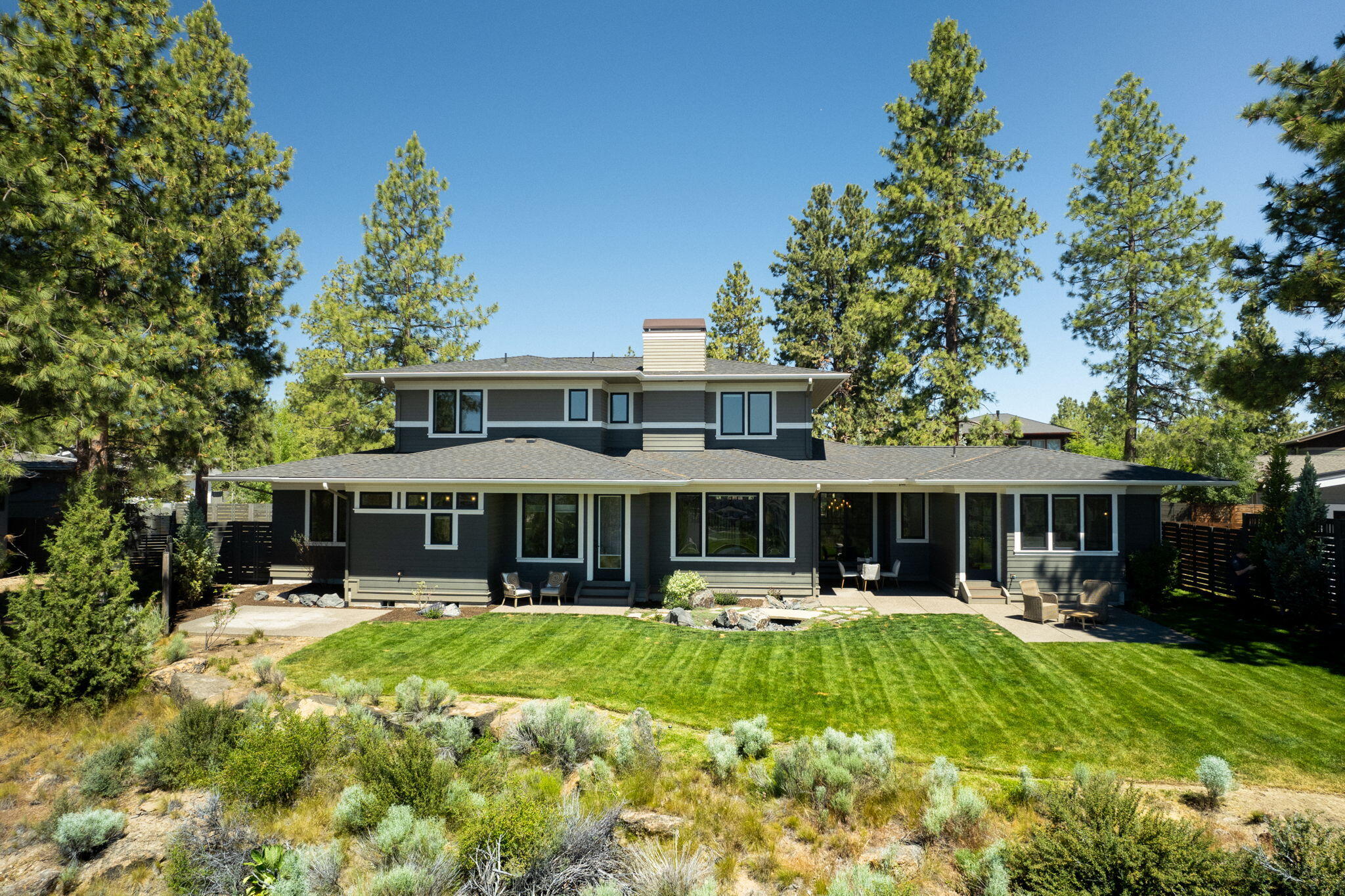 2951 NW Celilo Lane