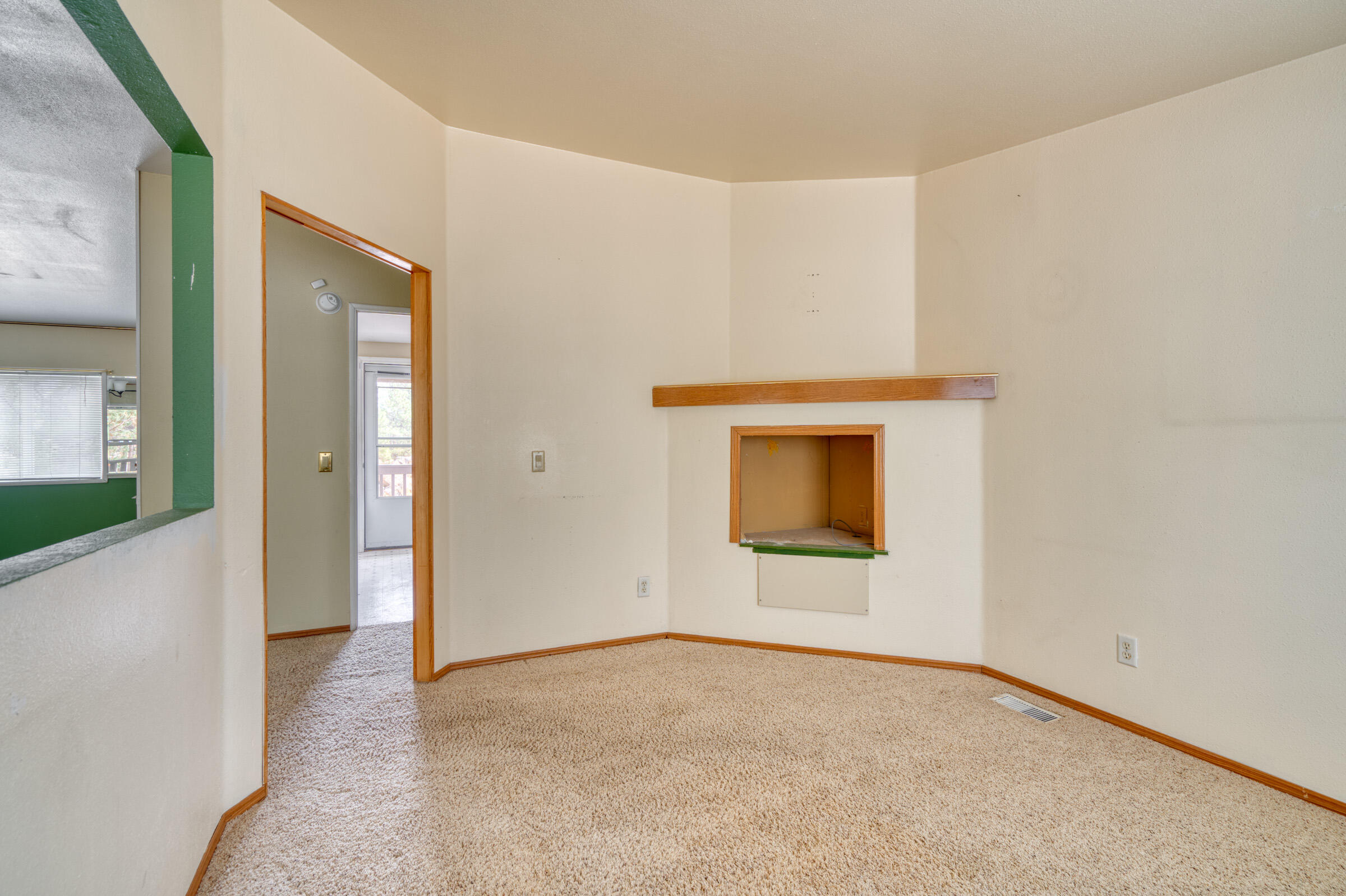 60906 Ridge Drive