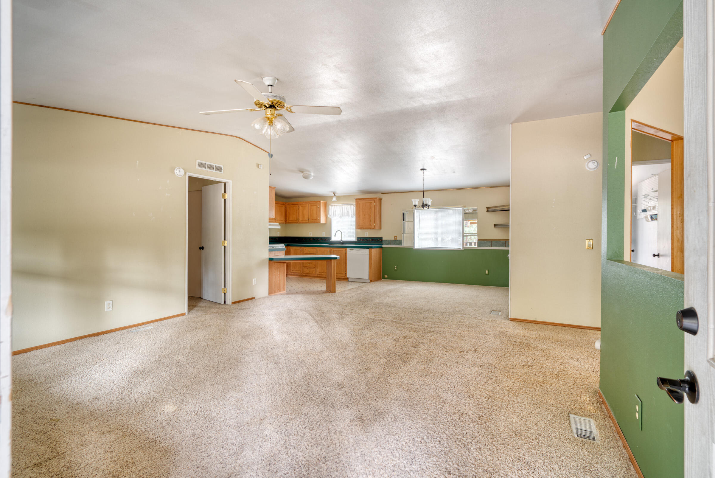 60906 Ridge Drive