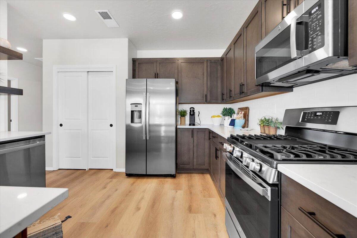 3566 NW 8th Street, 52