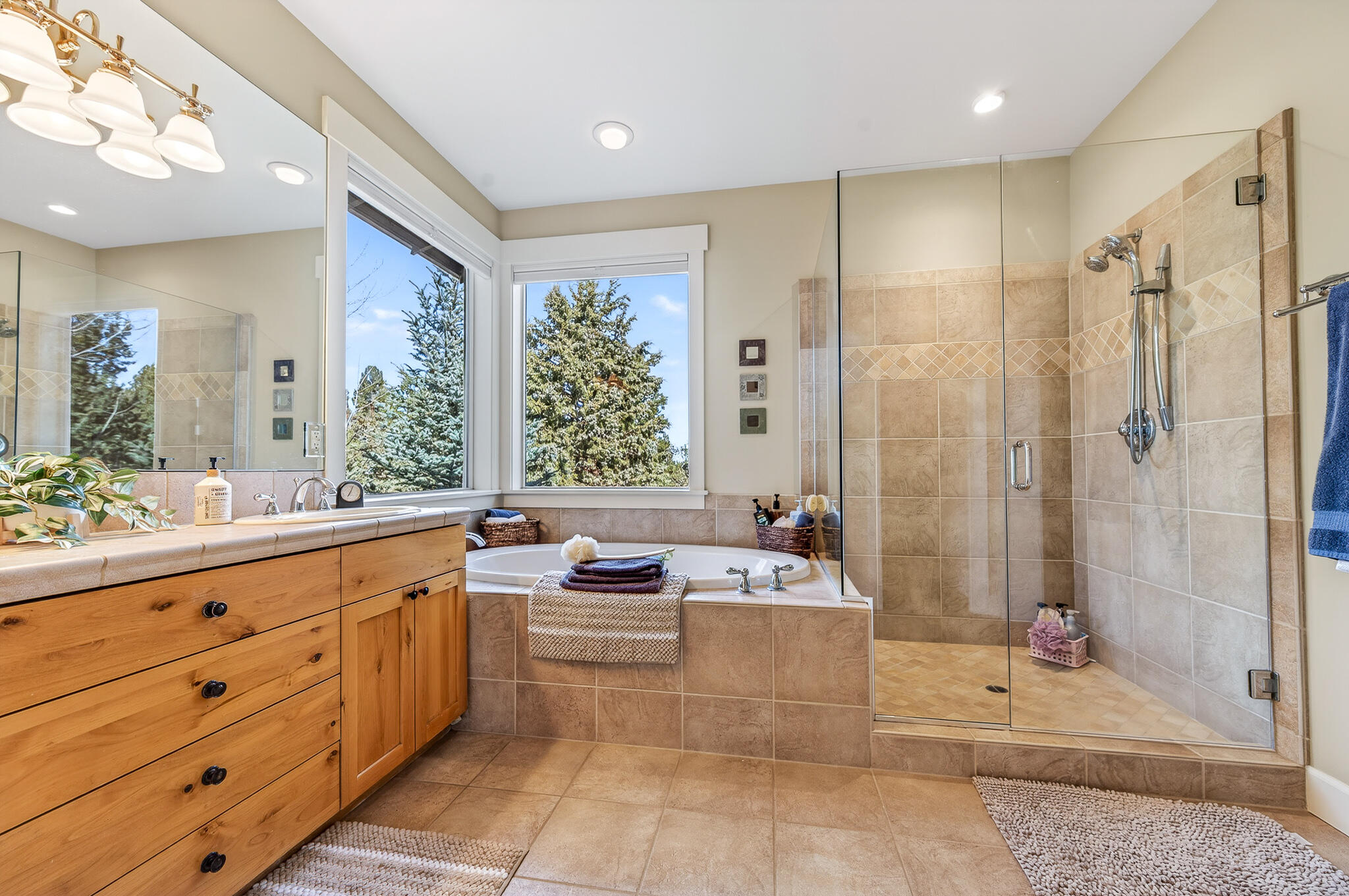 3251 NW Fairway Heights Drive