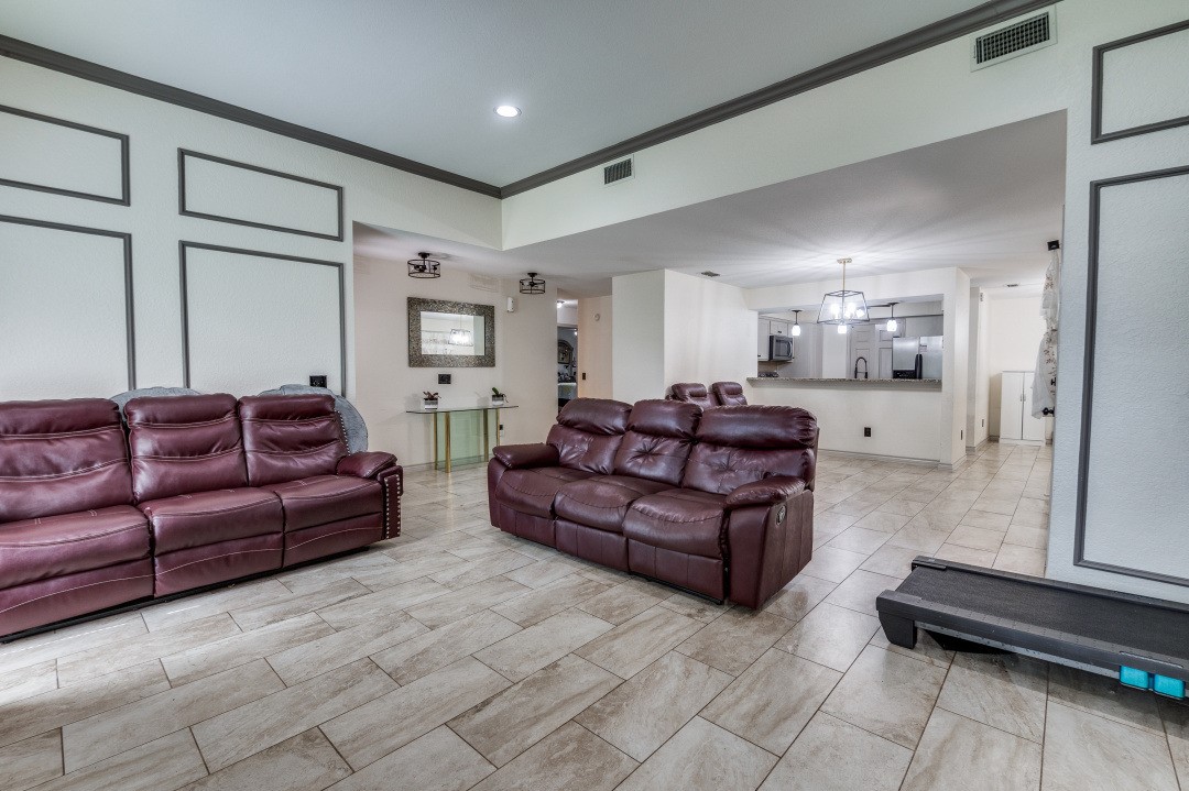 1110 Capitol Court