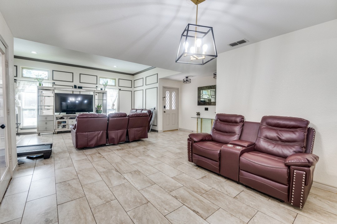 1110 Capitol Court