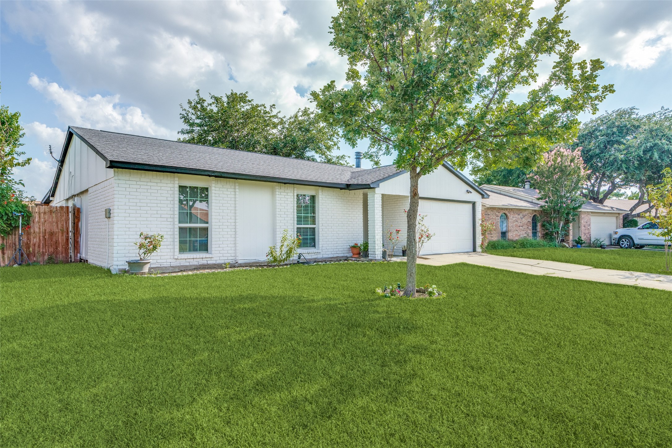 5569 Ragan Drive
