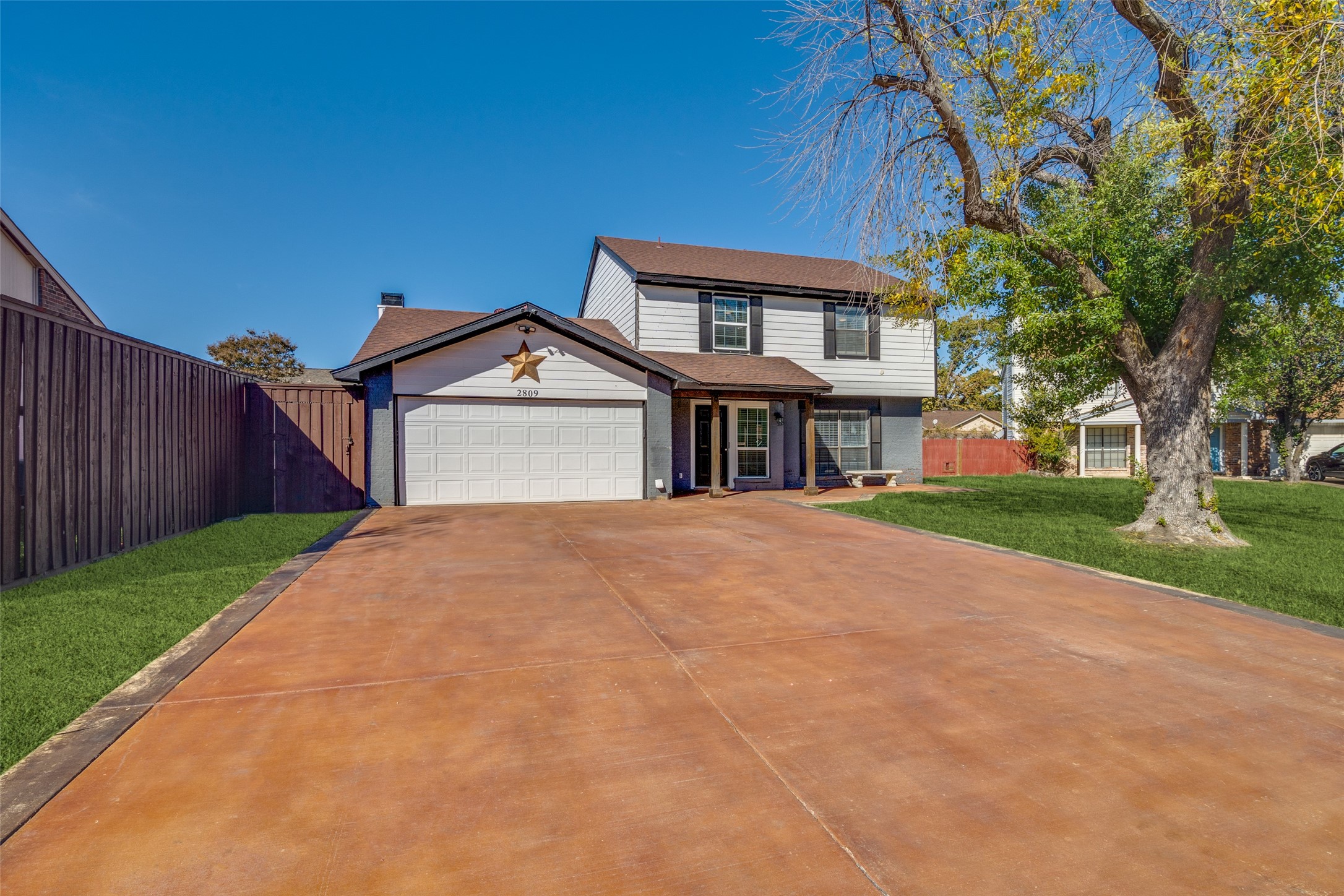 2809 Miller Place