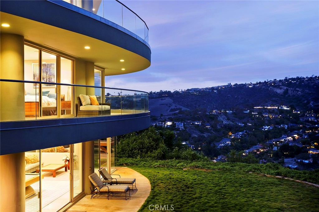 1388 La Mirada Street