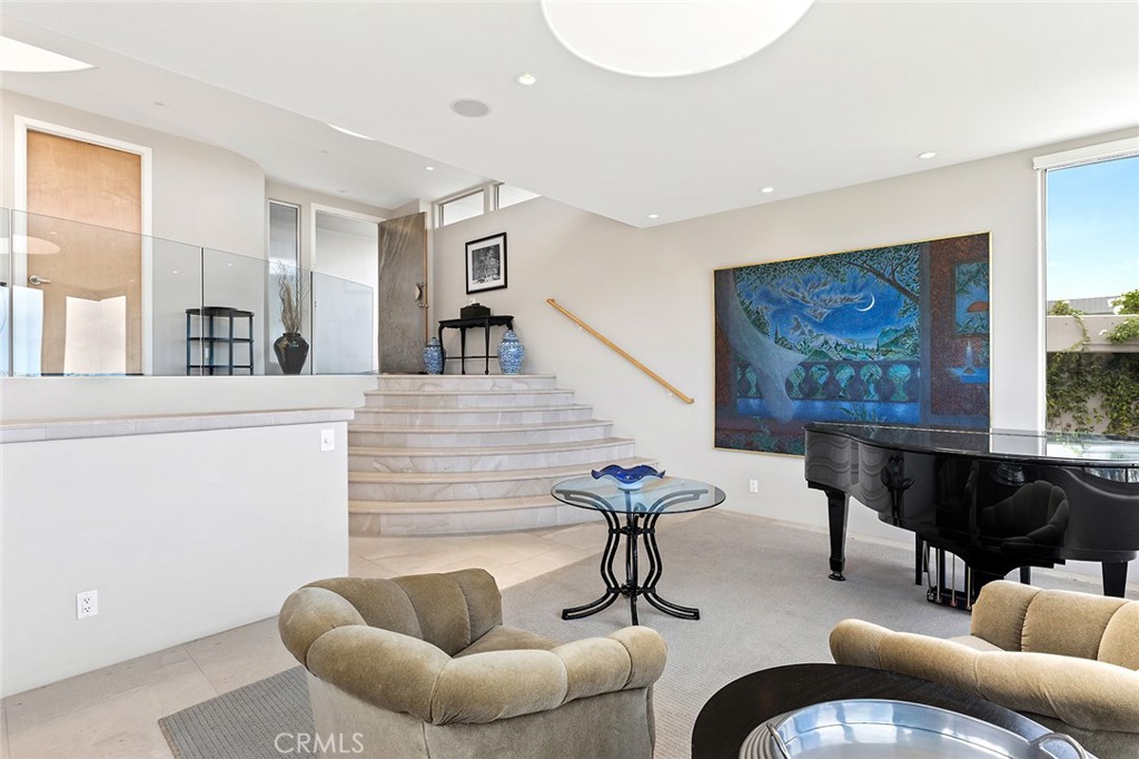 1388 La Mirada Street